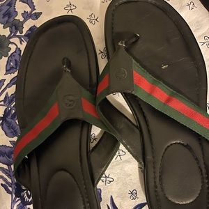 Gucci Men’s Titan Thong Sandals